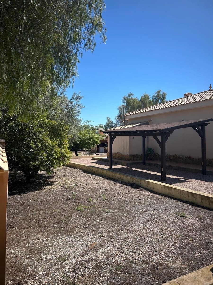 Chalet de 3 habitaciones en Aspe en venta con piscina - 395.000 € (Ref: 8992741)