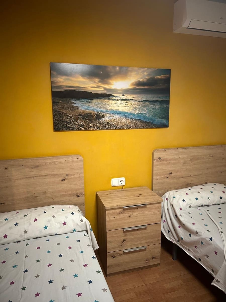 Chalet de 3 habitaciones en Aspe en venta con piscina - 395.000 € (Ref: 8992741)