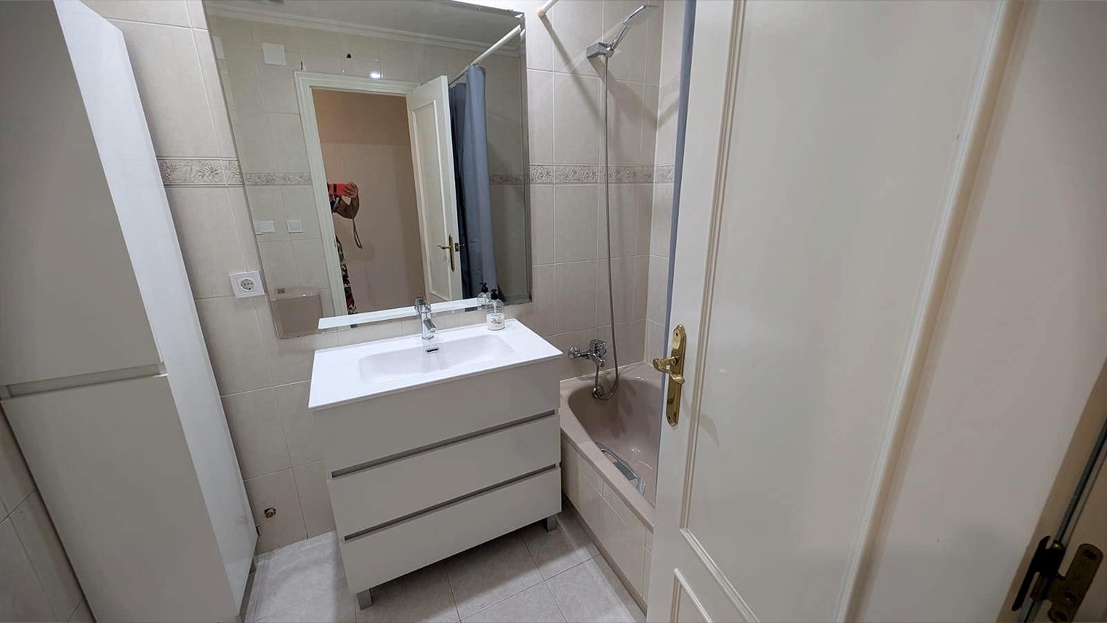 4 soveværelse Lejlighed til leje i Elche / Elx - € 275 (Ref: 9240256)