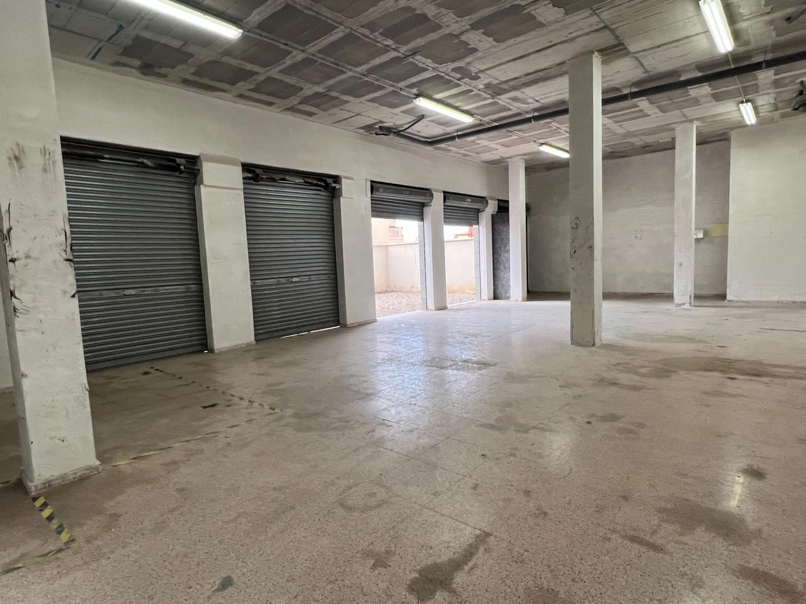 Komercyjne do wynajęcia w Elche / Elx - 790 € (Ref: 9330846)