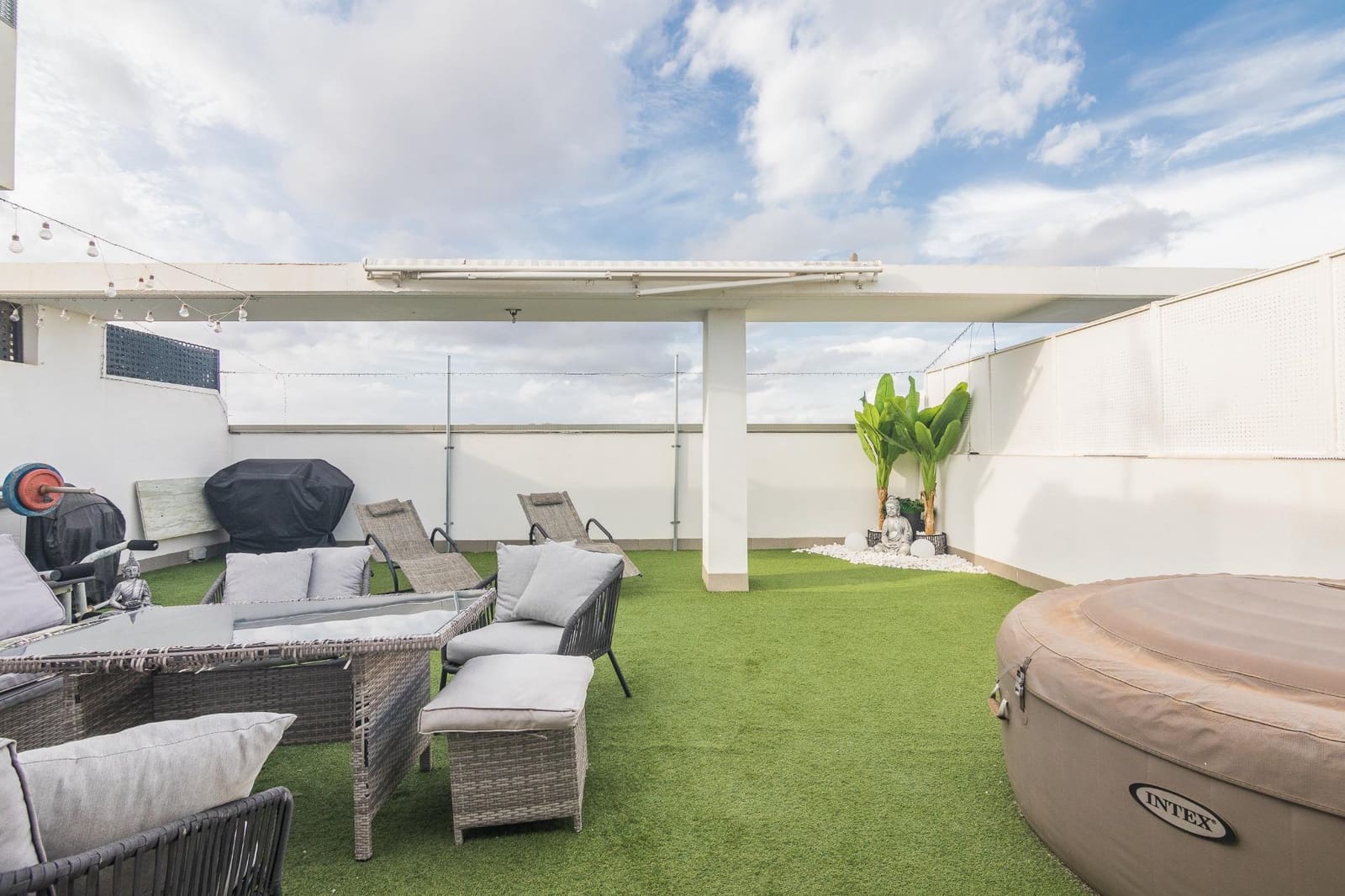 3 soverom Penthouse til salgs i Elche / Elx med svømmebasseng - € 399 000 (Ref: 9344974)