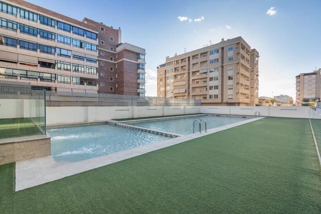 3 soveværelse Penthouse til salg i Ciutat Universitària, Elche / Elx med swimmingpool - € 399.000 (Ref: 9344974)