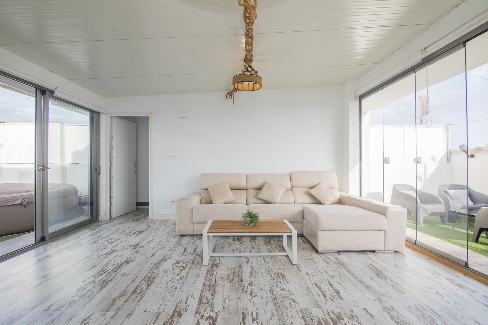 3 bedroom Penthouse for sale in Elche / Elx with pool - € 399,000 (Ref: 9344974)