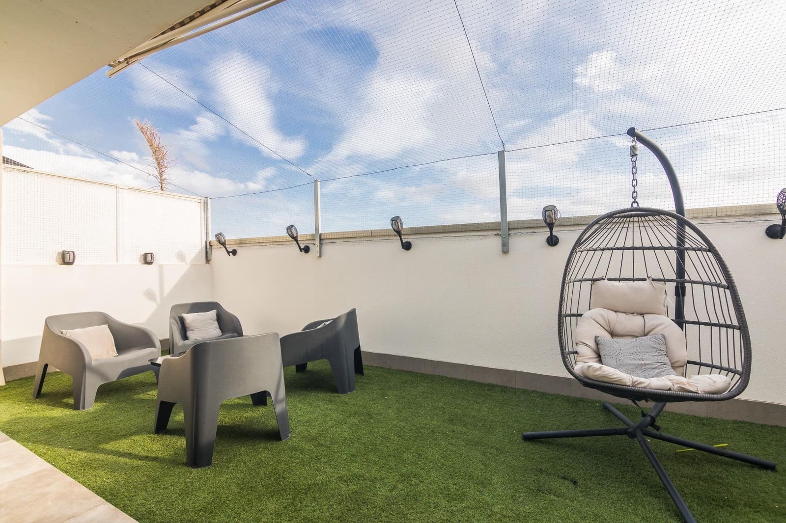 3 bedroom Penthouse for sale in Elche / Elx with pool - € 399,000 (Ref: 9344974)