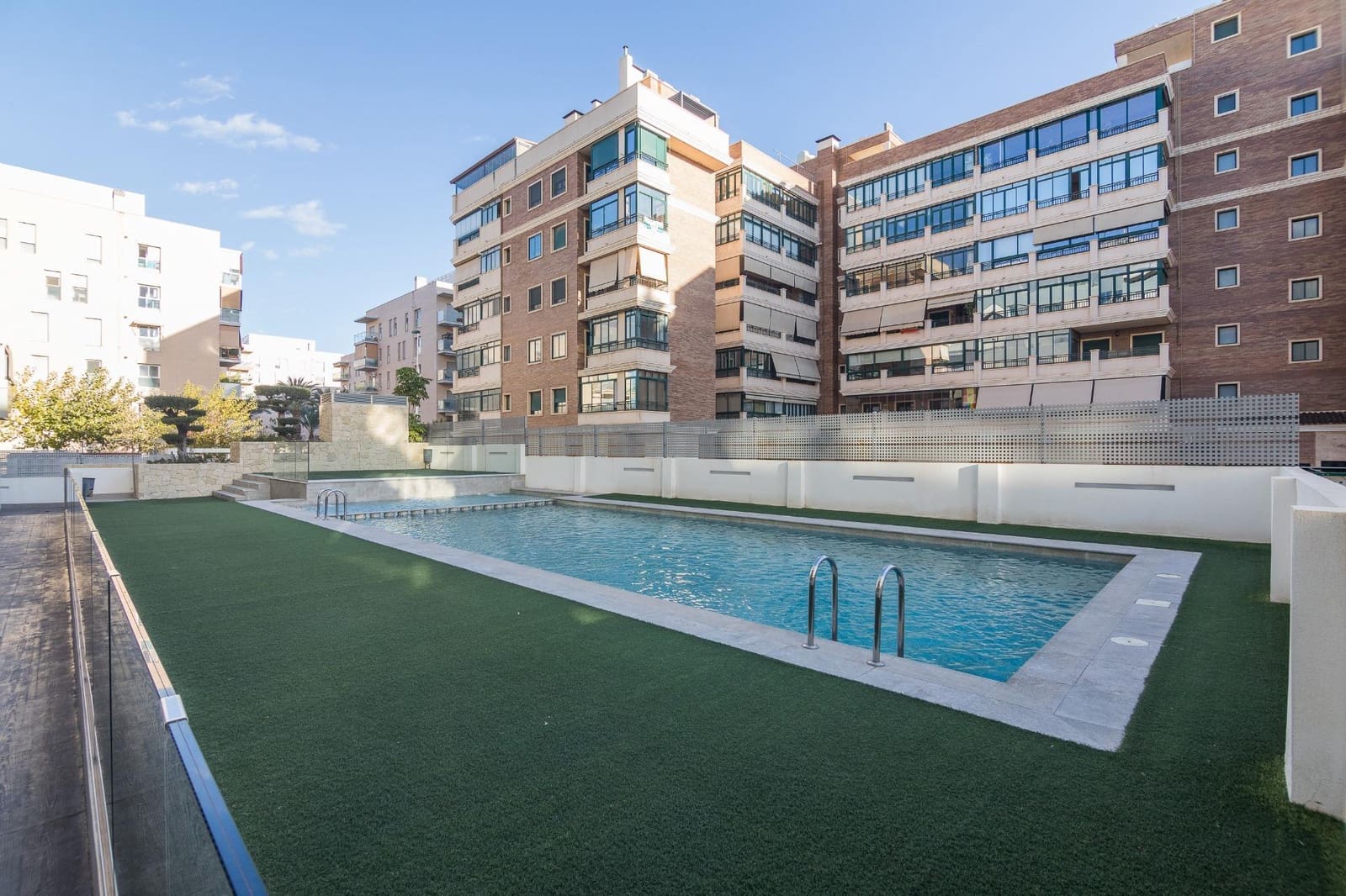 3 bedroom Penthouse for sale in Elche / Elx with pool - € 399,000 (Ref: 9344974)