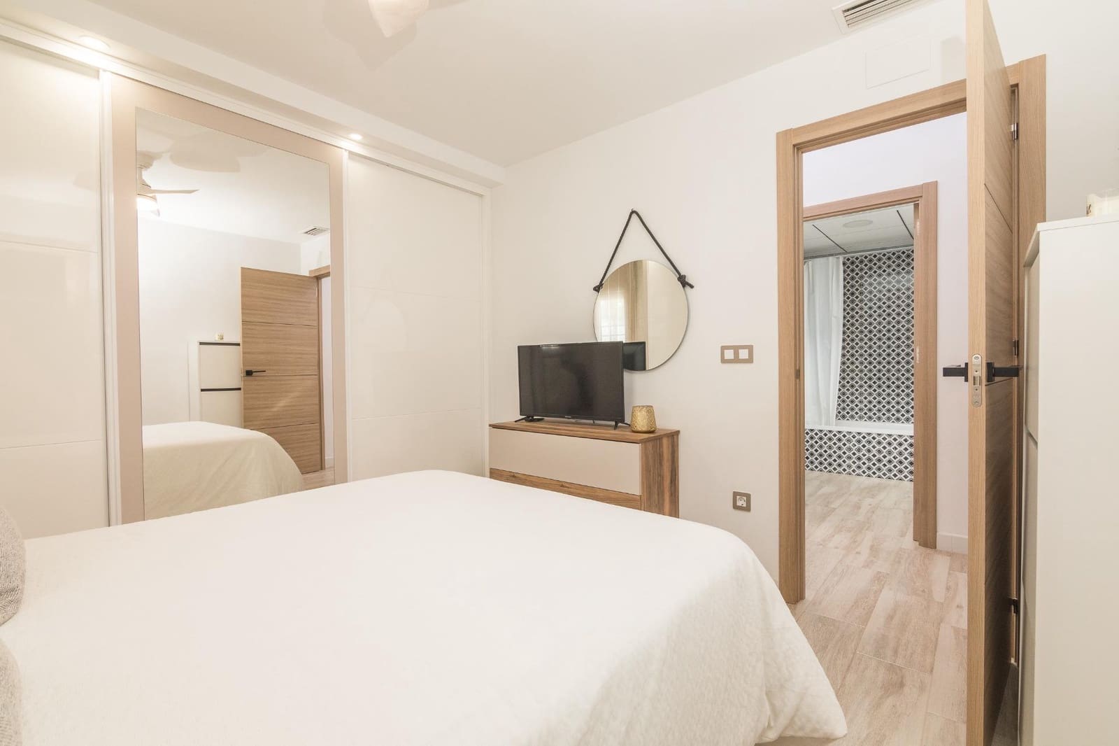 7 soveværelse Villa til salg i Elche / Elx med swimmingpool - € 450.000 (Ref: 9357158)