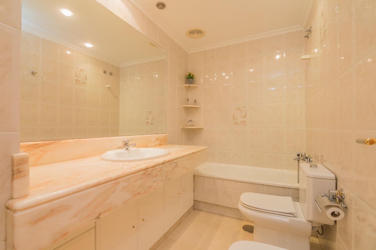 3 bedroom Flat for sale in Elche / Elx - € 169,900 (Ref: 9367388)