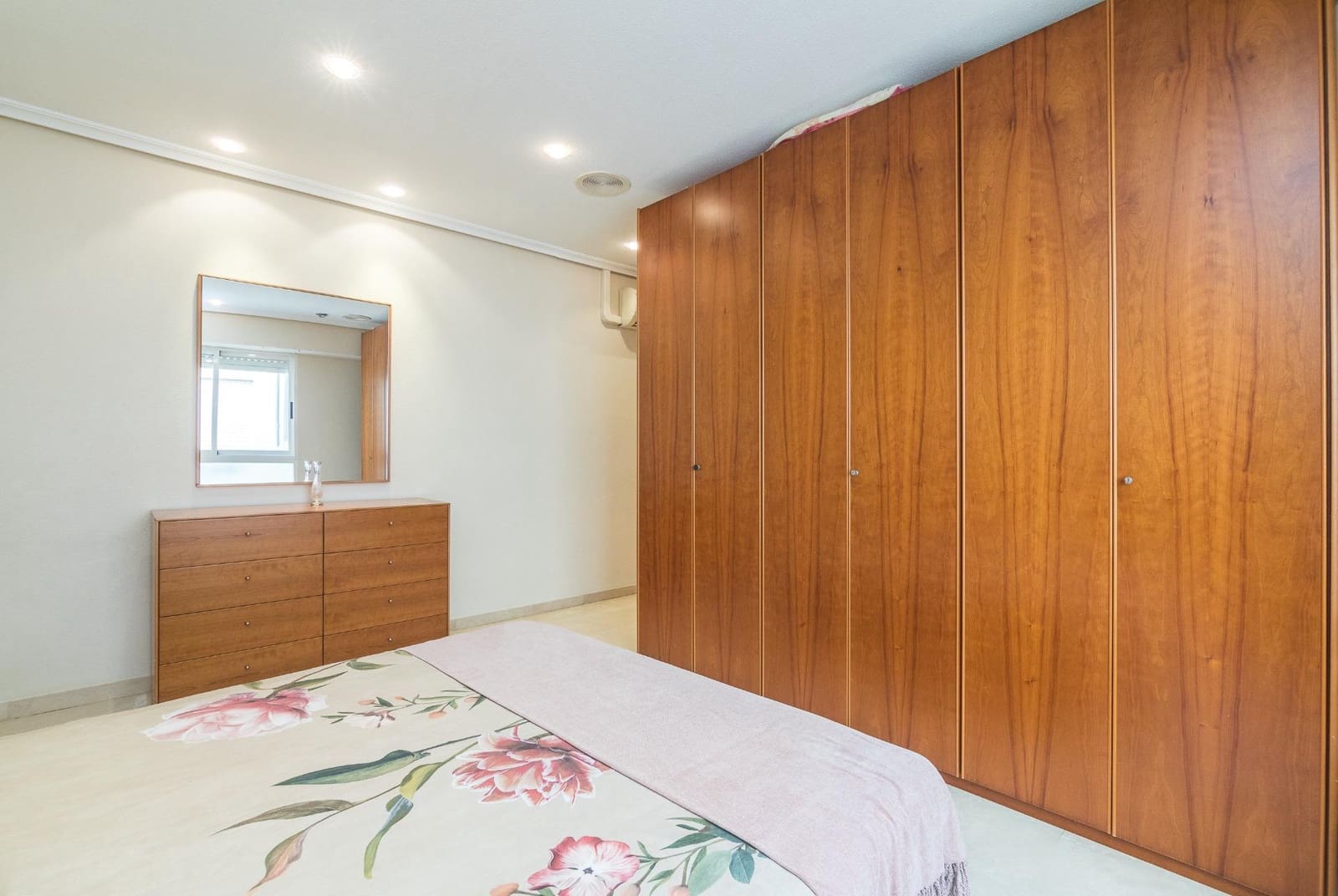 3 bedroom Flat for sale in Elche / Elx - € 169,900 (Ref: 9367388)