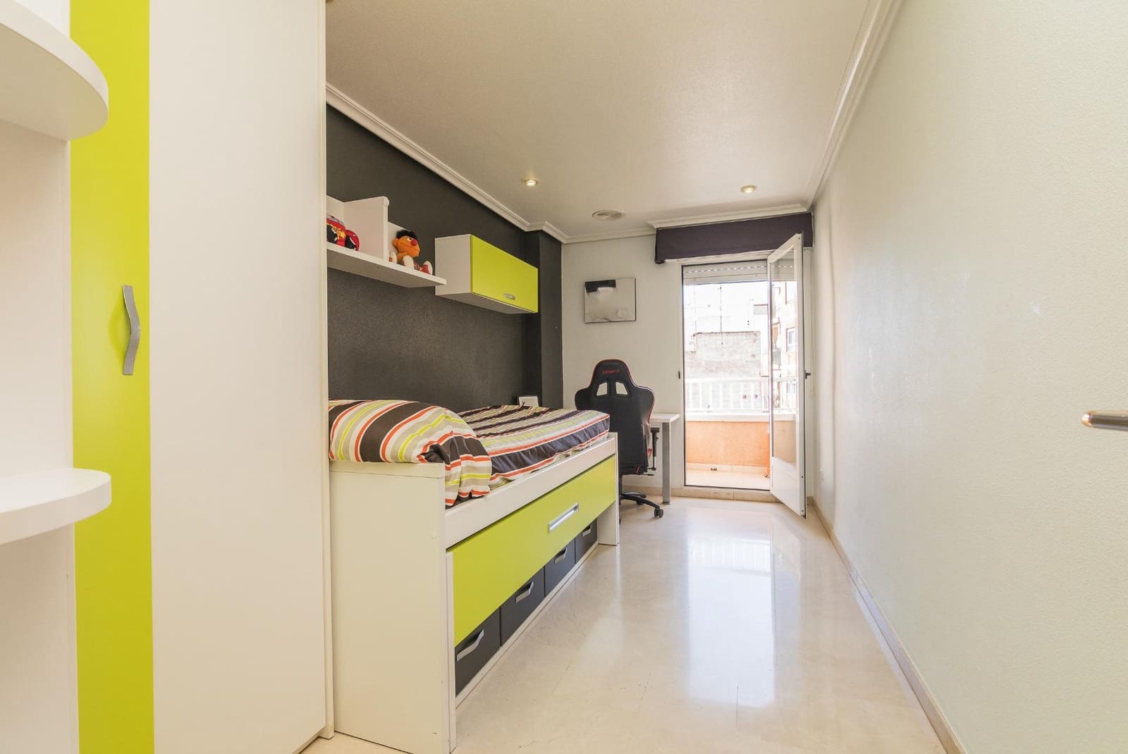 3 bedroom Flat for sale in Elche / Elx - € 169,900 (Ref: 9367388)