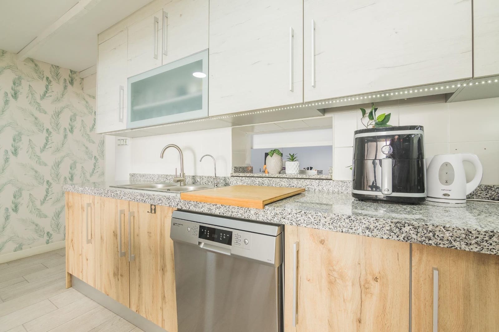 3 bedroom Flat for sale in Elche / Elx - € 129,700 (Ref: 9419604)