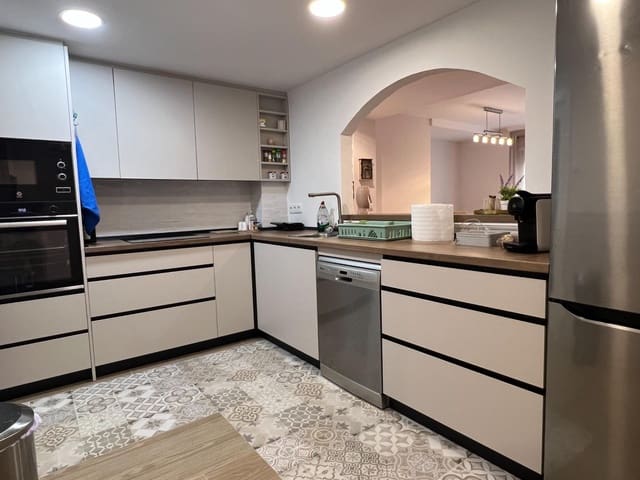 3 slaapkamer Flat te koop in Altabix, Elche / Elx - € 205.000 (Ref: 9422300)