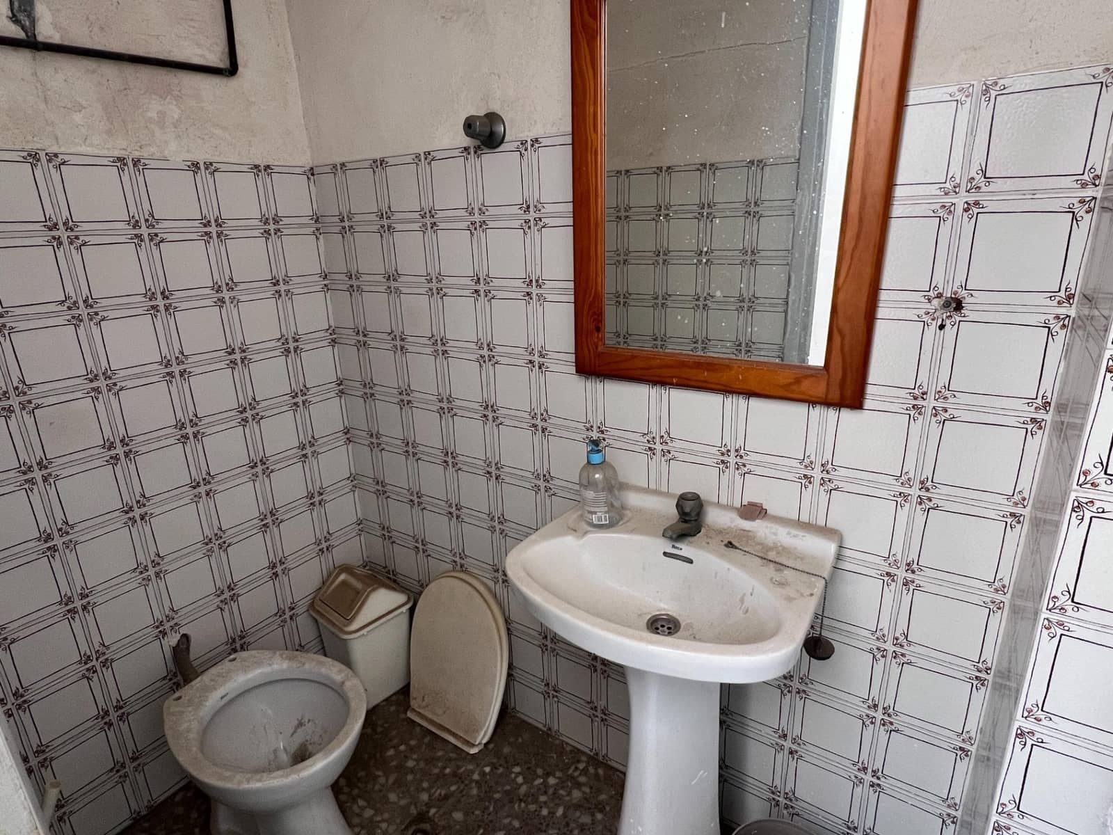 Commerciale in vendita in Elche / Elx - 72.900 € (Rif: 9422301)