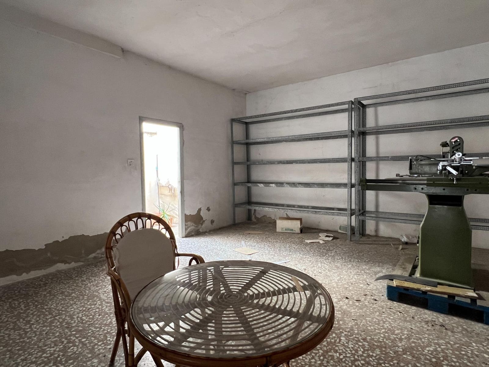 Commerciale in vendita in Elche / Elx - 72.900 € (Rif: 9422301)