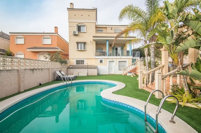 8 soveværelse Villa til salg i Jubalcoy / Jubalcoi, Elche / Elx med swimmingpool - € 689.000 (Ref: 9431023)