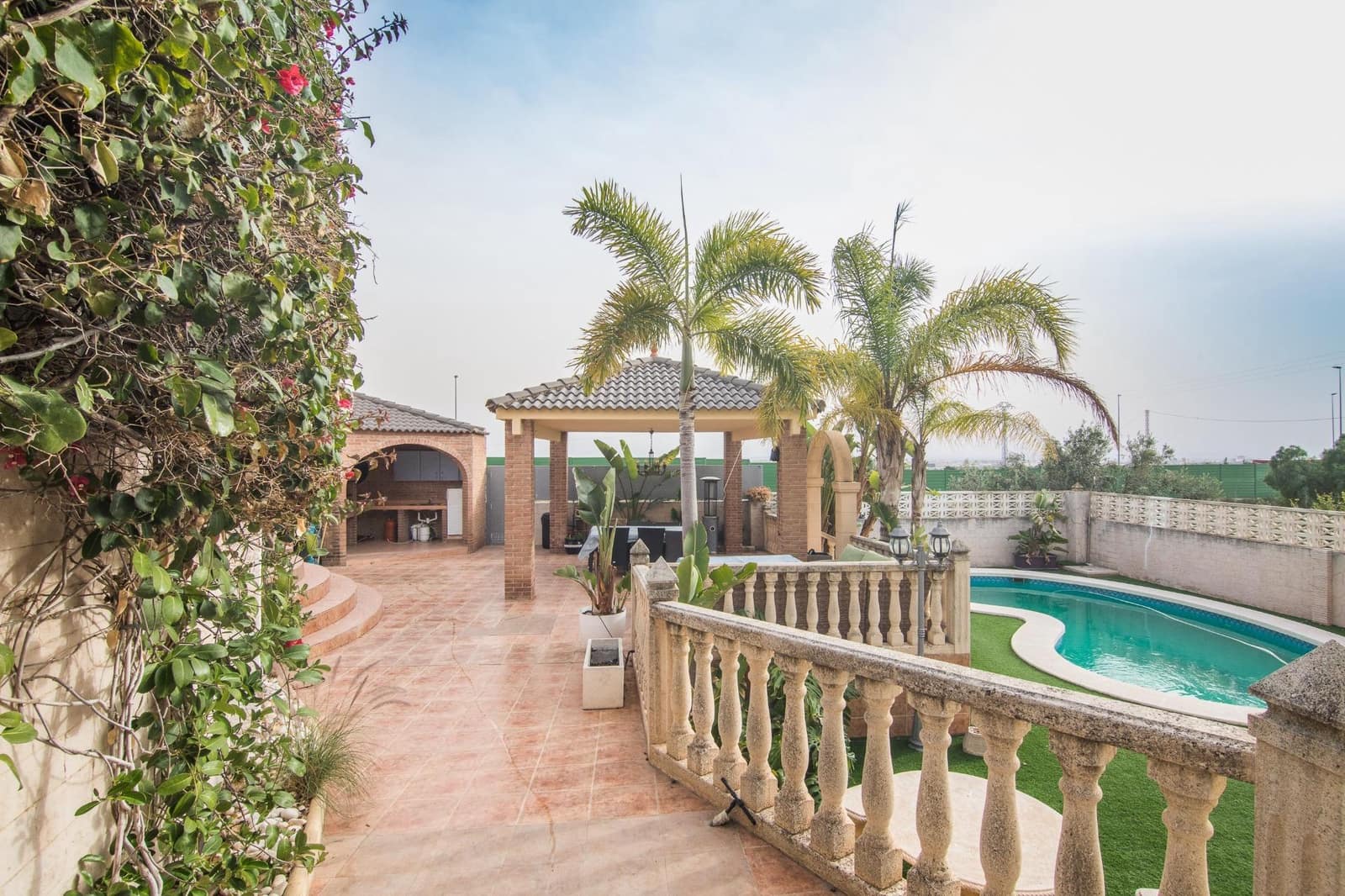 8 soveværelse Villa til salg i Elche / Elx med swimmingpool - € 689.000 (Ref: 9431023)