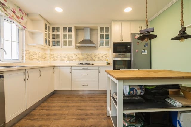 8 soverom Villa til salgs i Jubalcoy / Jubalcoi, Elche / Elx med svømmebasseng - € 689 000 (Ref: 9431023)