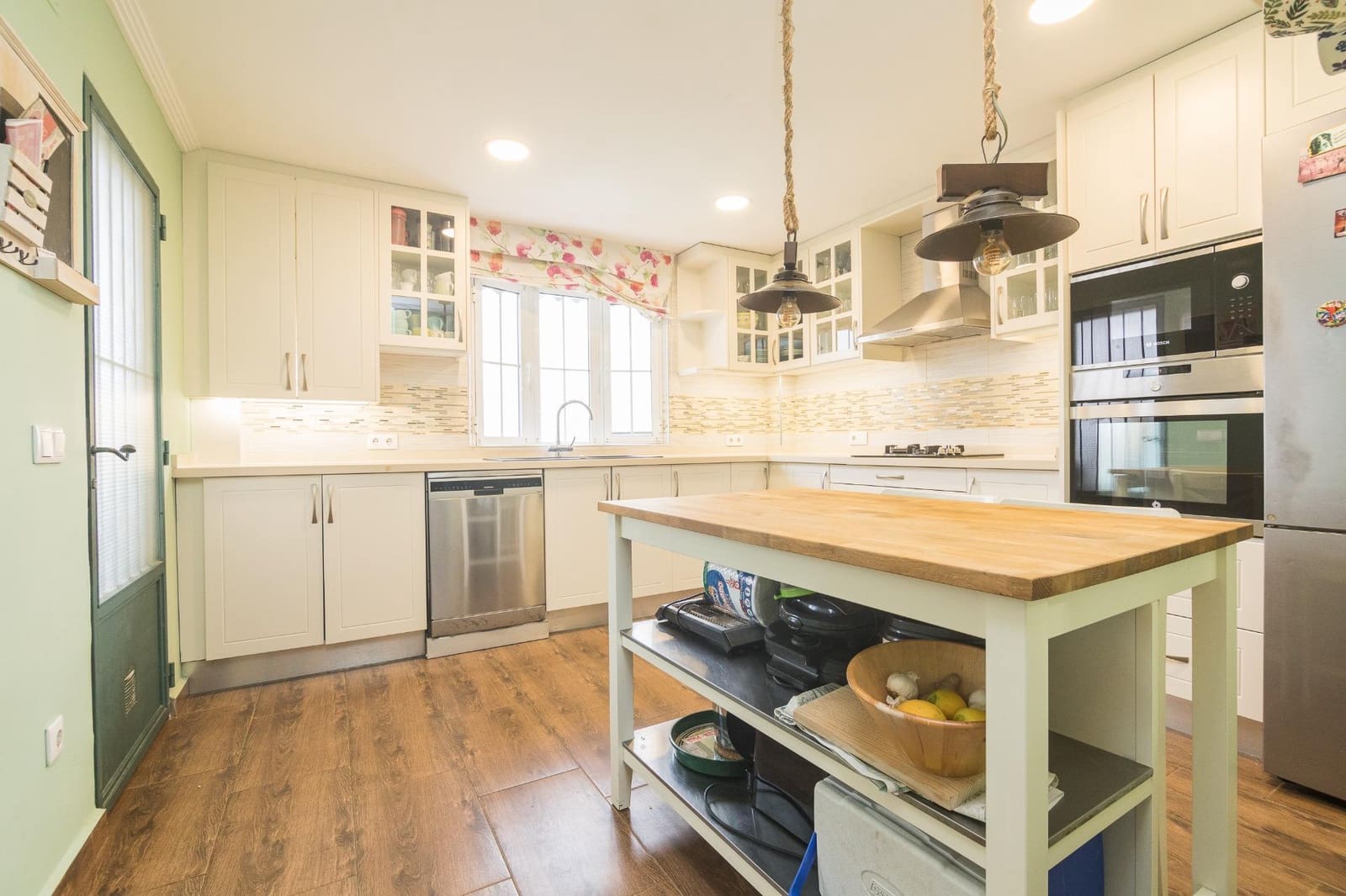 8 bedroom Villa for sale in Elche / Elx with pool - € 689,000 (Ref: 9431023)