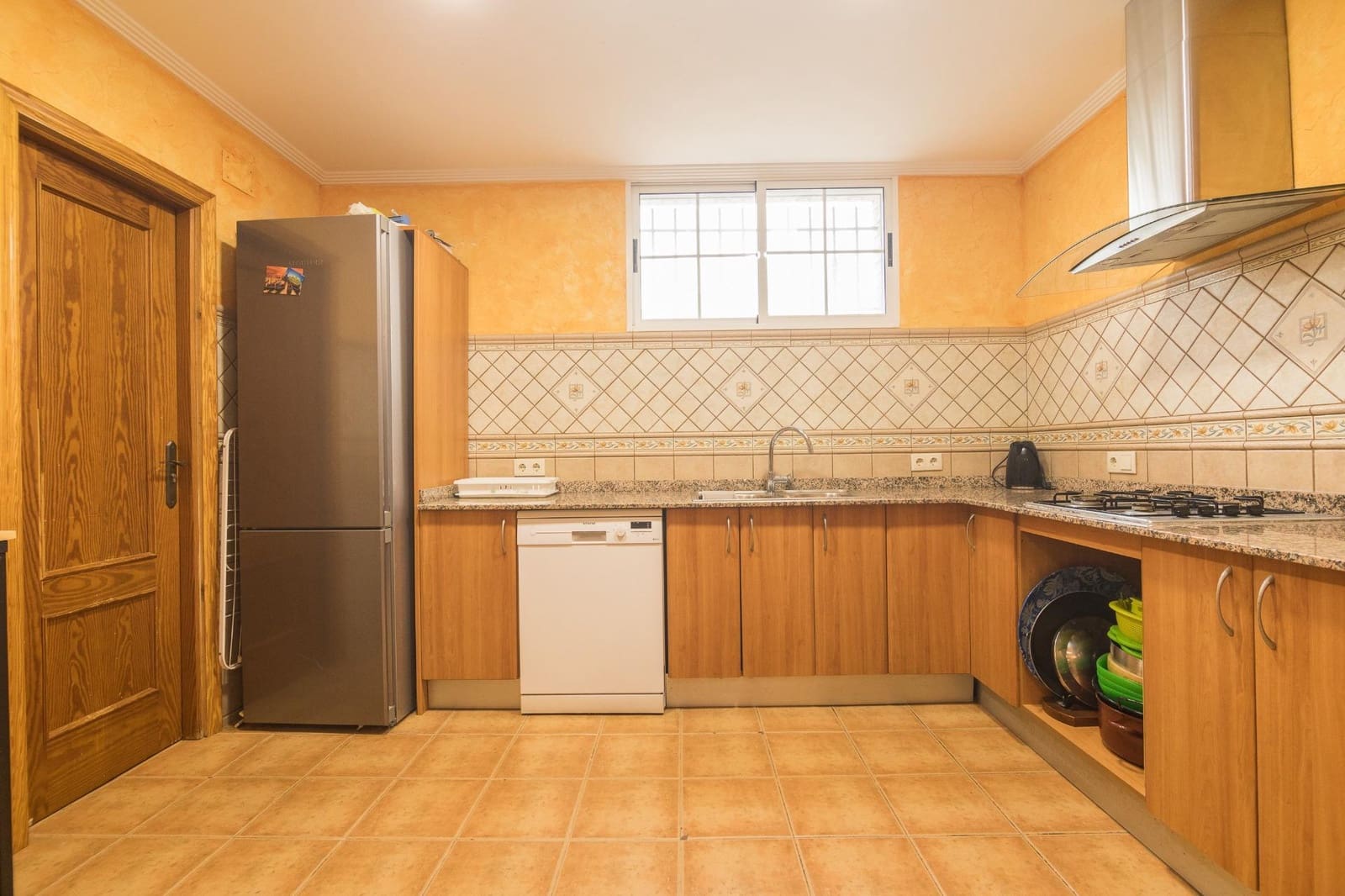 8 bedroom Villa for sale in Elche / Elx with pool - € 689,000 (Ref: 9431023)