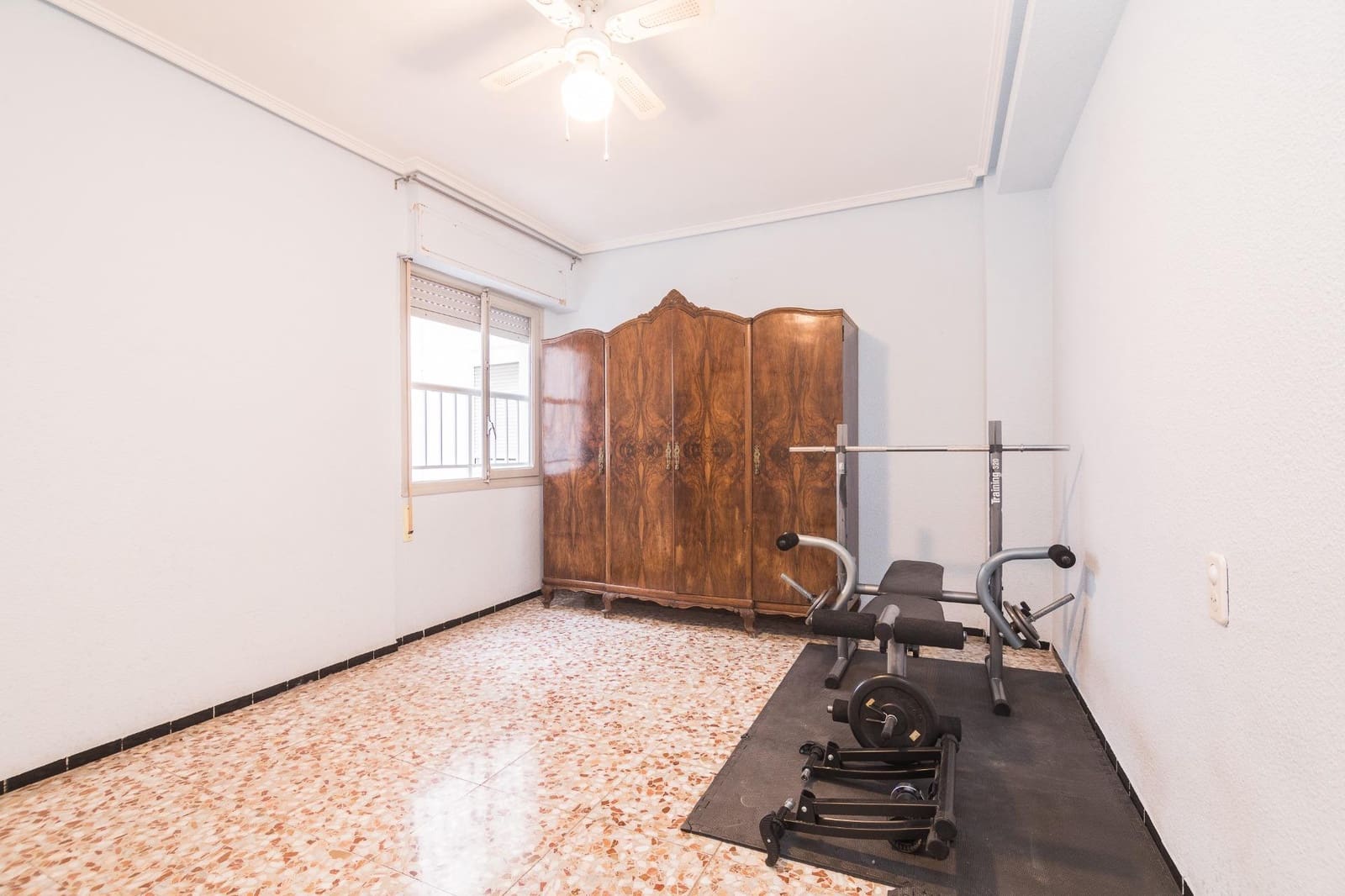 4 sypialnia Mieszkanie na sprzedaż w Elche / Elx - 180 000 € (Ref: 9436082)