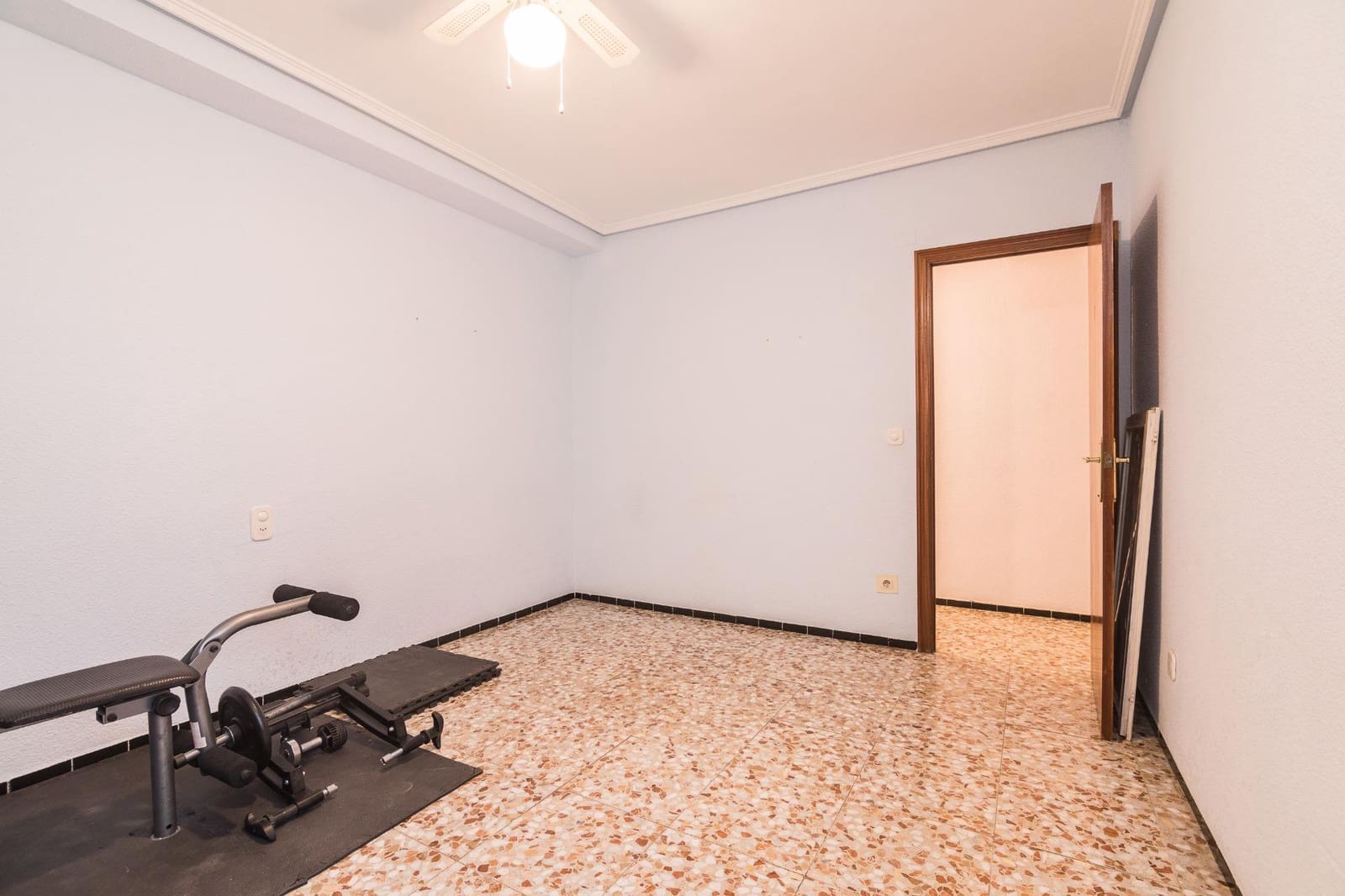 4 sypialnia Mieszkanie na sprzedaż w Elche / Elx - 180 000 € (Ref: 9436082)