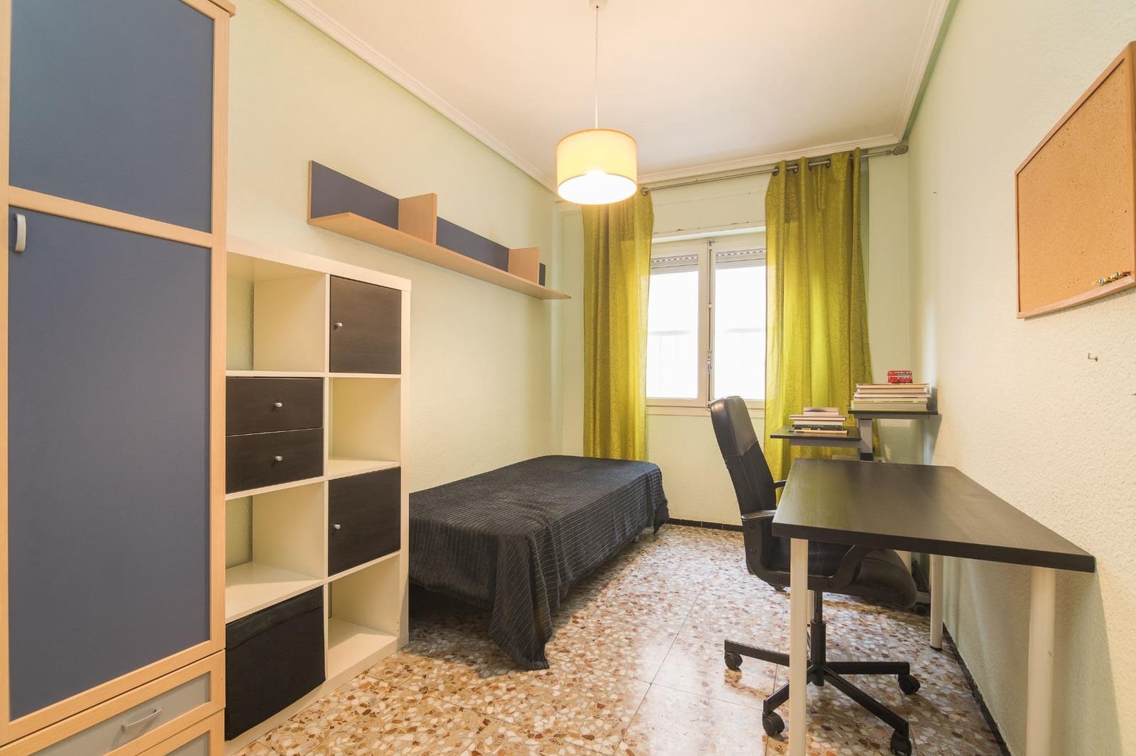 4 sypialnia Mieszkanie na sprzedaż w Elche / Elx - 180 000 € (Ref: 9436082)