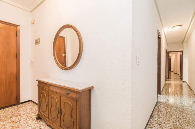 4 quarto Apartamento para venda em Carrús Oest - El Toscar, Elche / Elx - 180 000 € (Ref: 9436082)