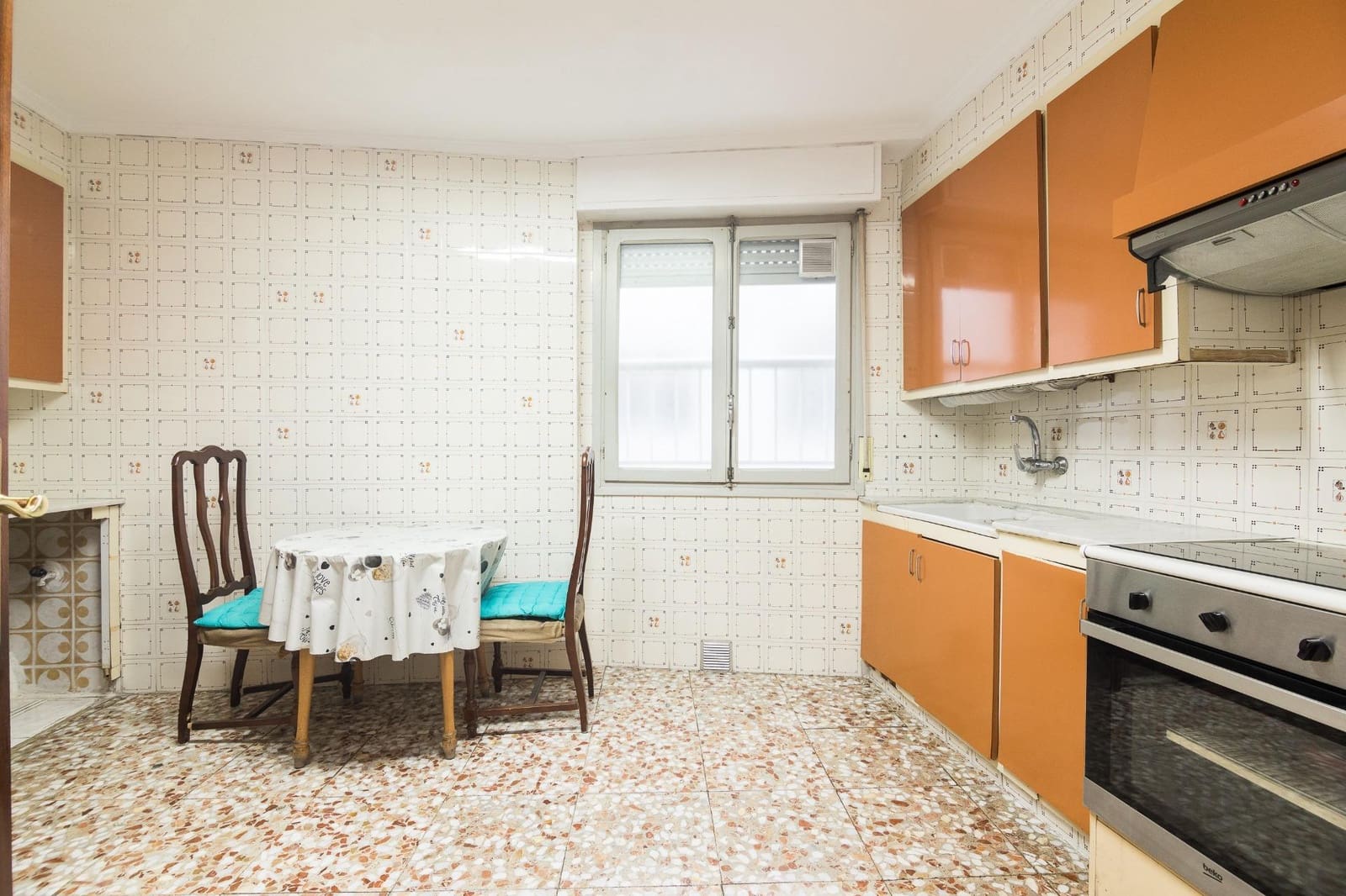 4 sypialnia Mieszkanie na sprzedaż w Elche / Elx - 180 000 € (Ref: 9436082)