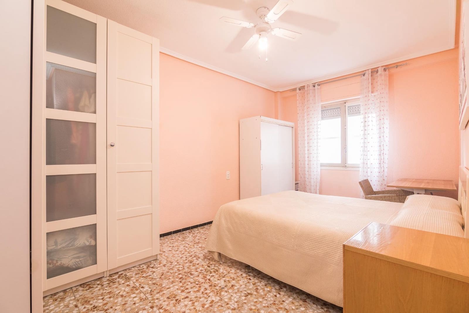 4 sypialnia Mieszkanie na sprzedaż w Elche / Elx - 180 000 € (Ref: 9436082)