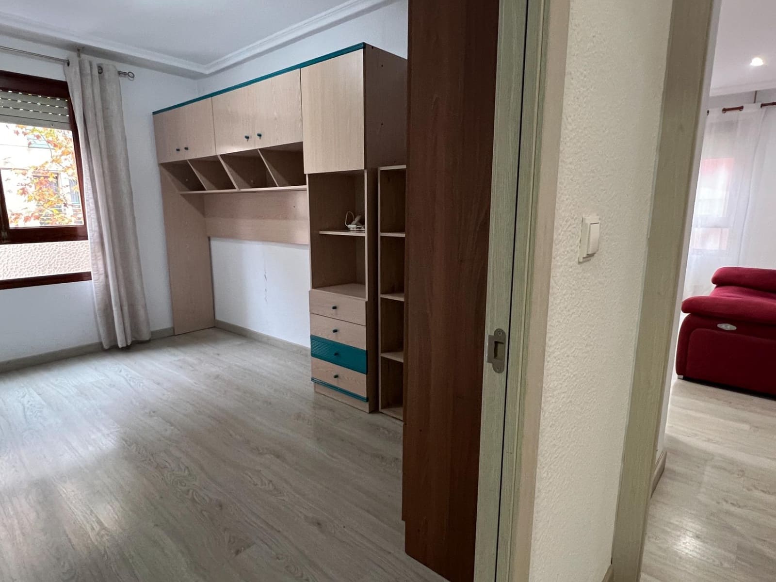 3 quarto Apartamento para arrendar em Elche / Elx - 850 € (Ref: 9468576)