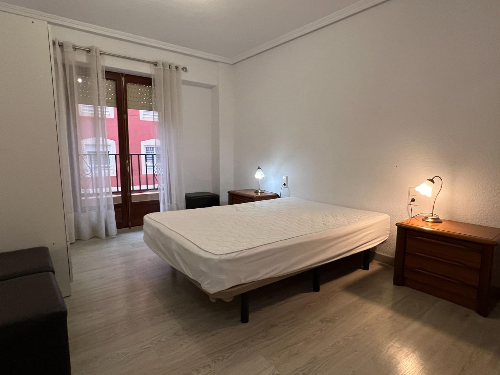 3 quarto Apartamento para arrendar em Elche / Elx - 850 € (Ref: 9468576)