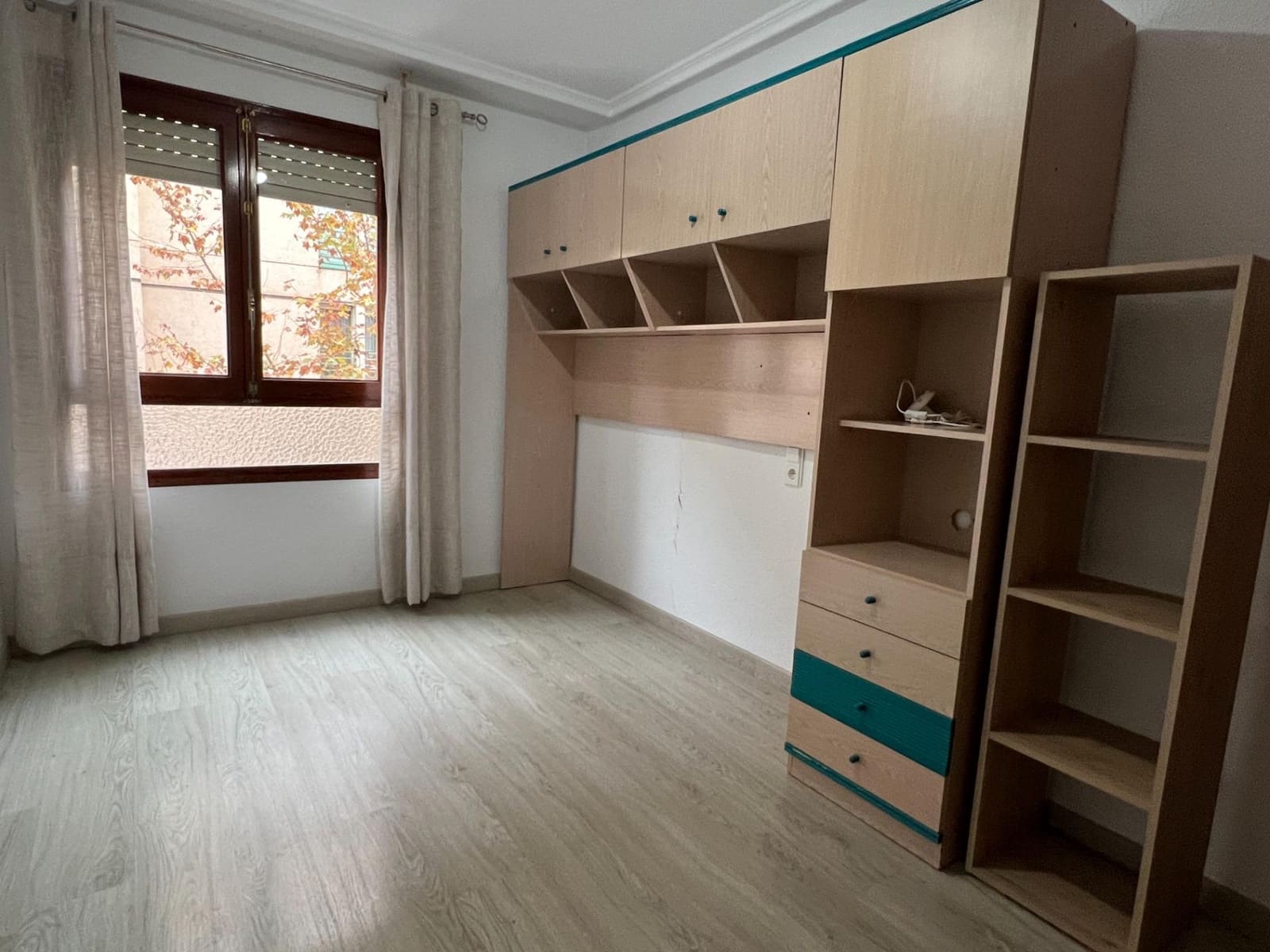 3 quarto Apartamento para arrendar em Elche / Elx - 850 € (Ref: 9468576)