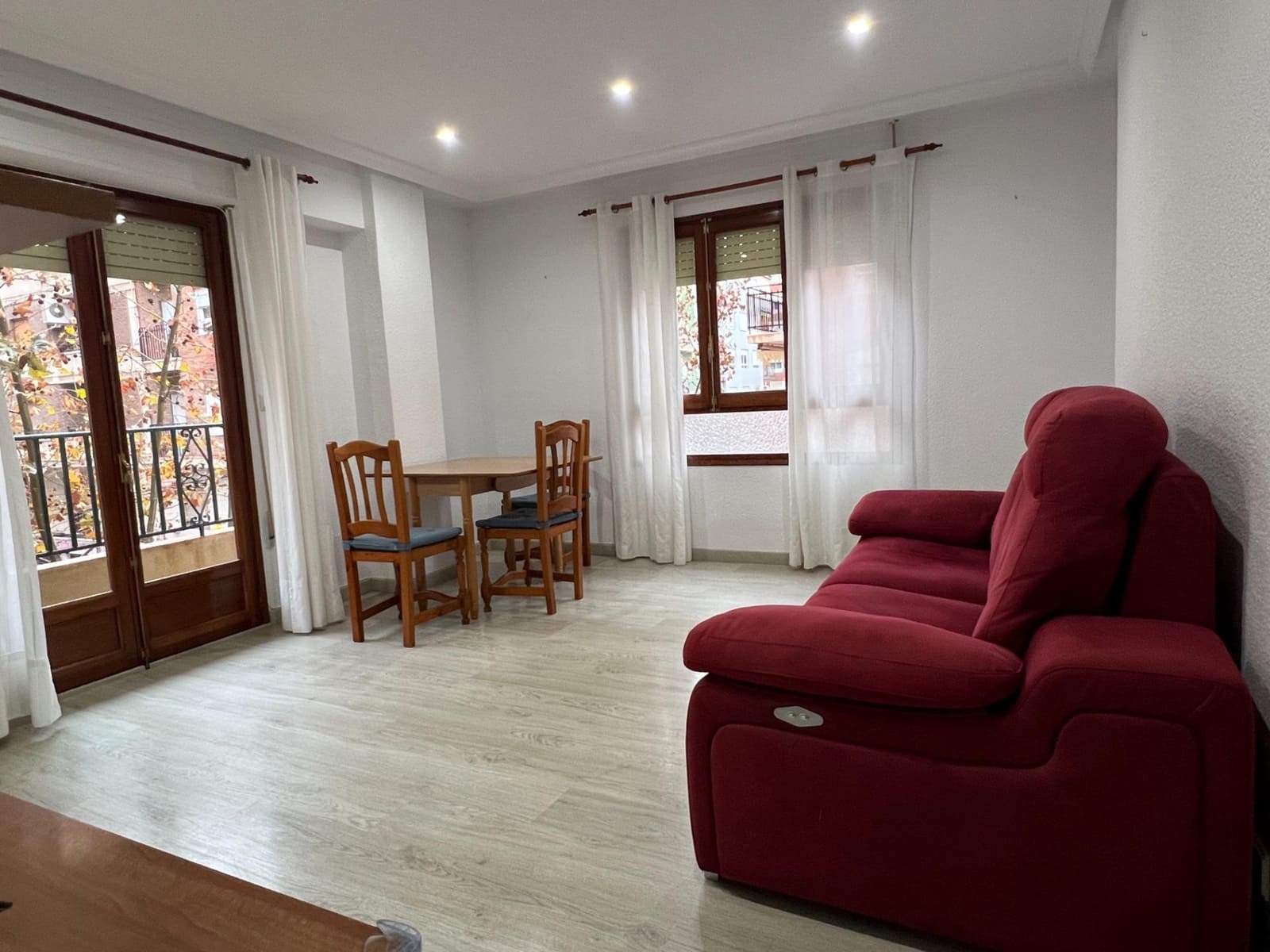 3 quarto Apartamento para arrendar em Elche / Elx - 850 € (Ref: 9468576)