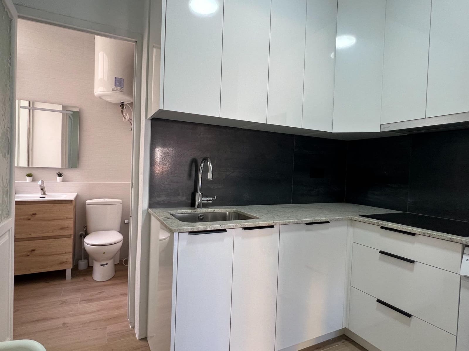 Piso de 4 habitaciones en Elche / Elx en alquiler - 1.200 € (Ref: 9483569)