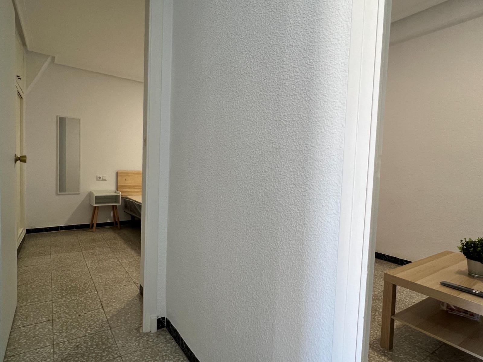 Piso de 4 habitaciones en Elche / Elx en alquiler - 1.200 € (Ref: 9483569)