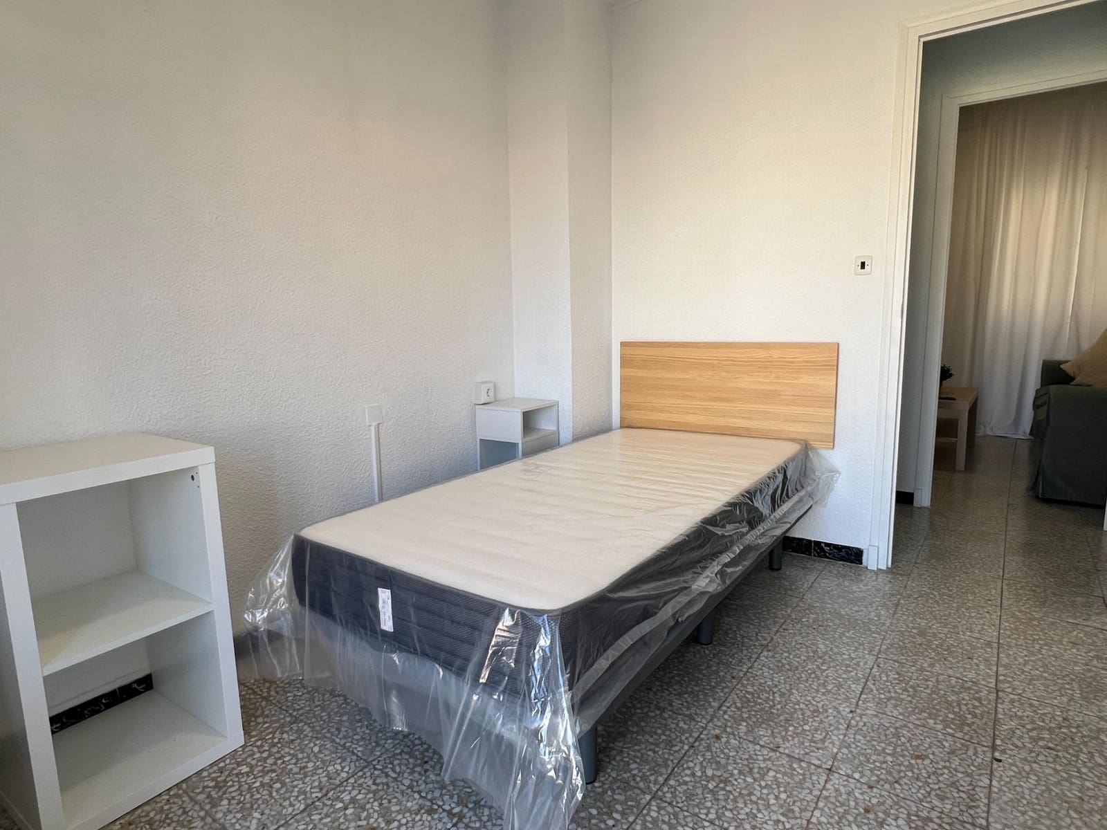 Piso de 4 habitaciones en Elche / Elx en alquiler - 1.200 € (Ref: 9483569)