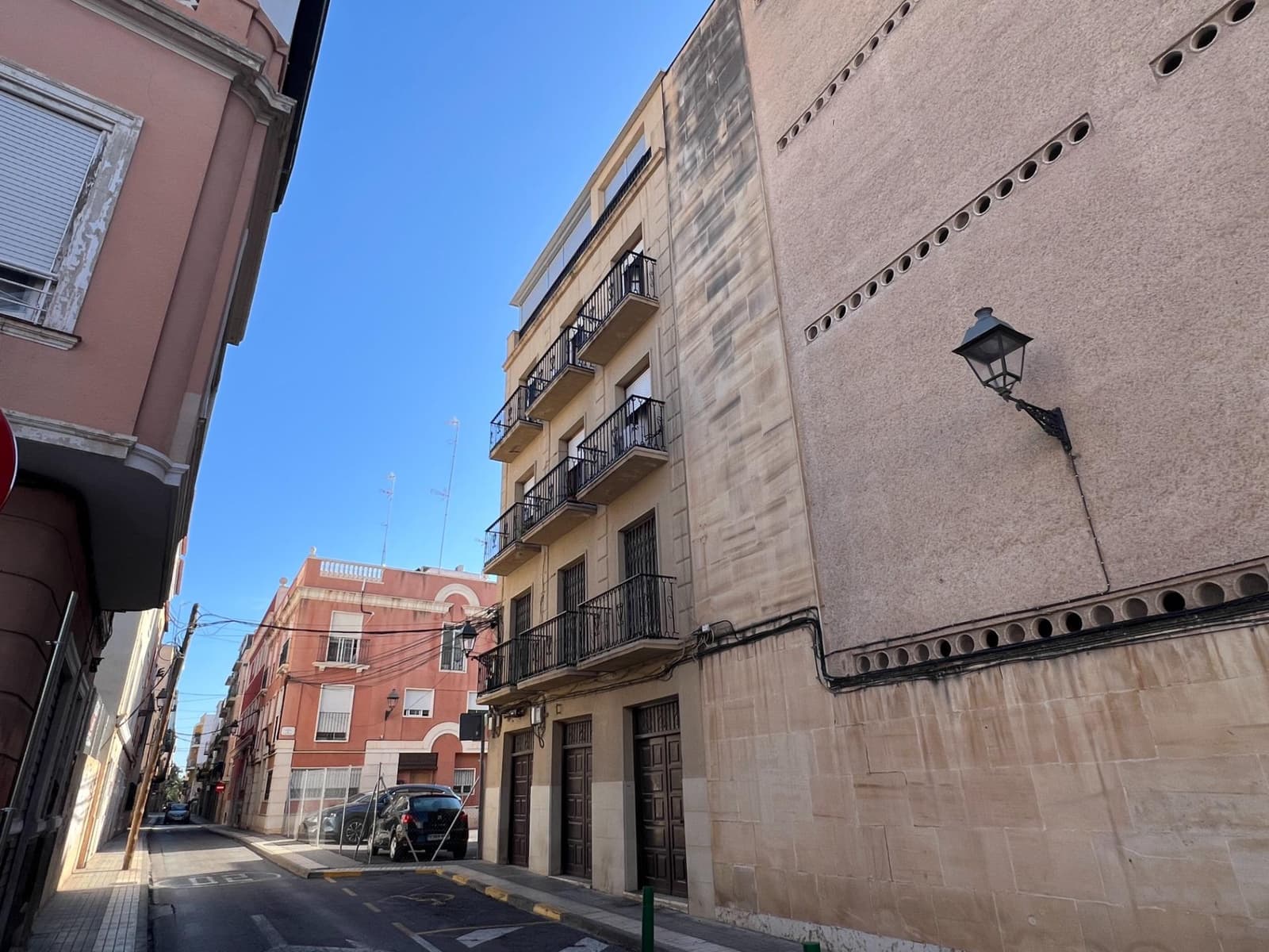 Piso de 4 habitaciones en Elche / Elx en alquiler - 1.200 € (Ref: 9483569)