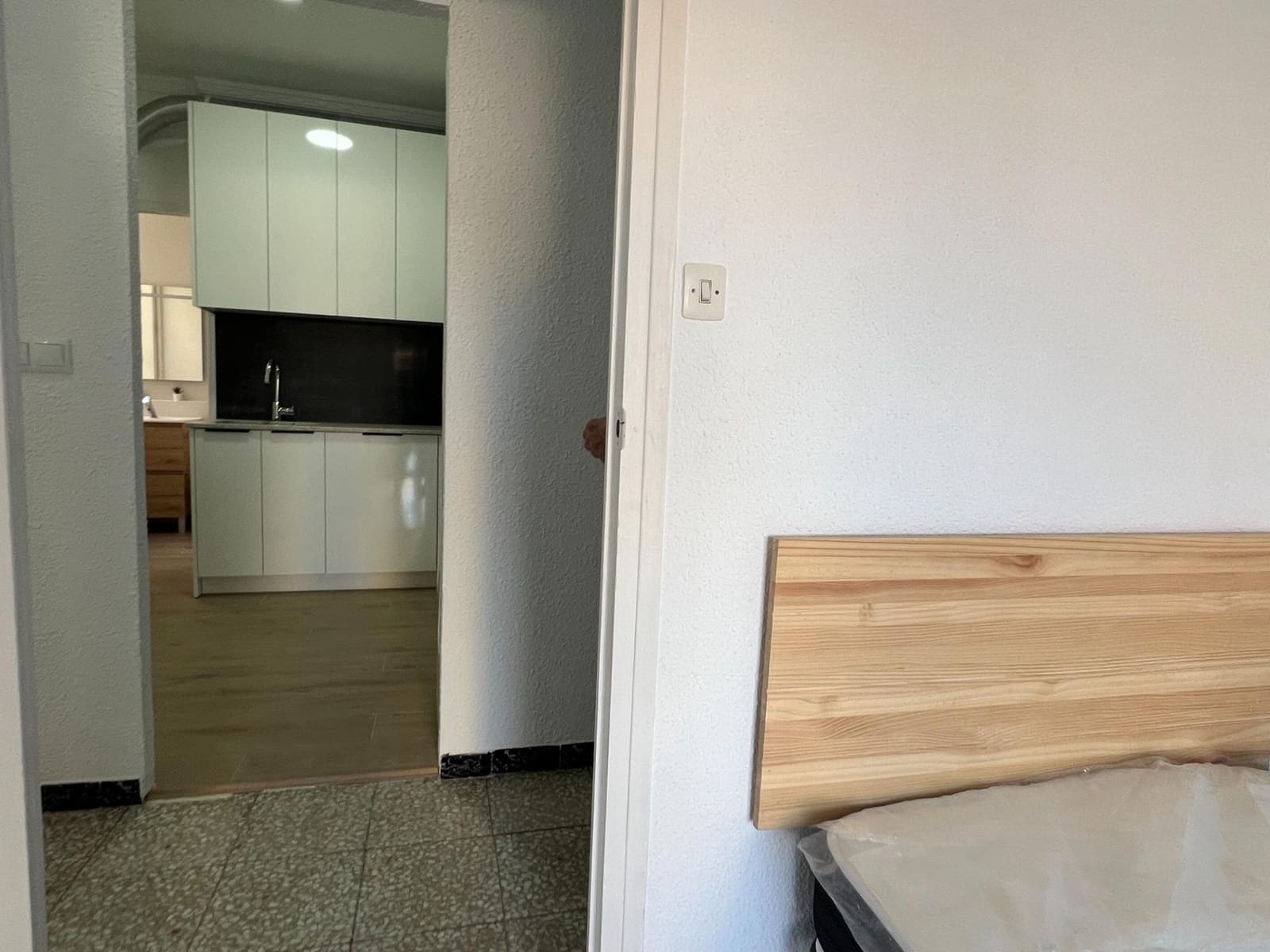 Piso de 4 habitaciones en Elche / Elx en alquiler - 1.200 € (Ref: 9483569)
