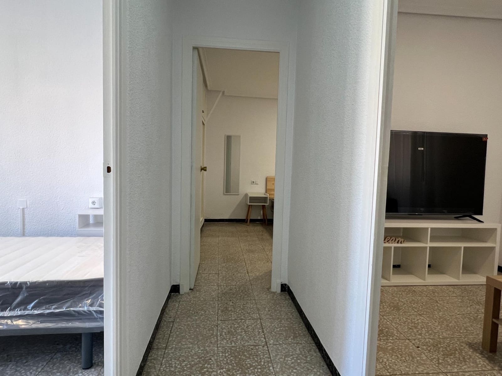Piso de 4 habitaciones en Elche / Elx en alquiler - 1.200 € (Ref: 9483569)