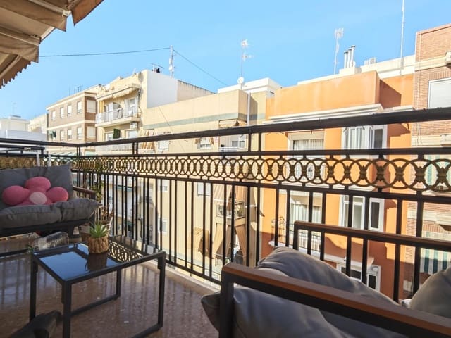 Piso de 3 habitaciones en Carrús Est - Camí dels Magros, Elche / Elx en venta - 169.900 € (Ref: 9504492)
