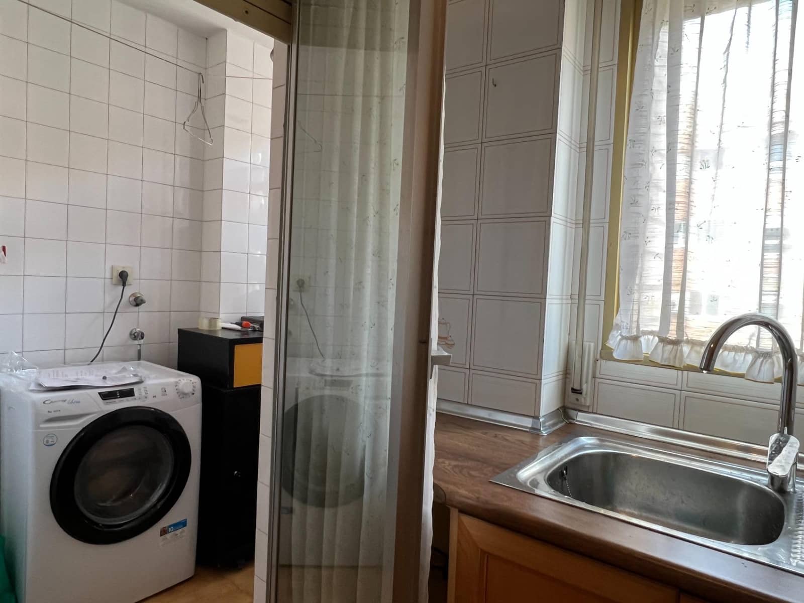 4 bedroom Flat for rent in Elche / Elx - € 950 (Ref: 9584536)