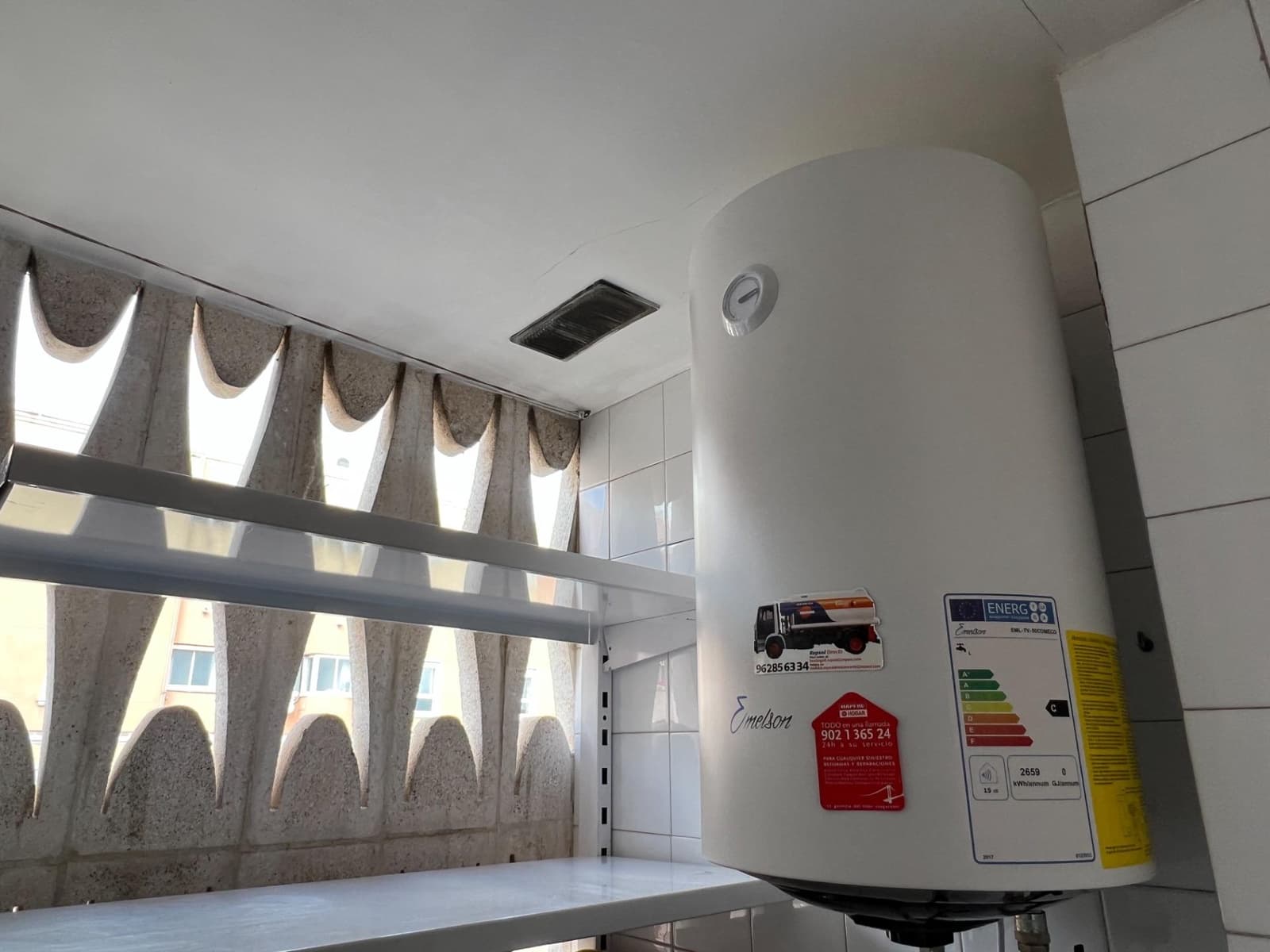 4 bedroom Flat for rent in Elche / Elx - € 950 (Ref: 9584536)