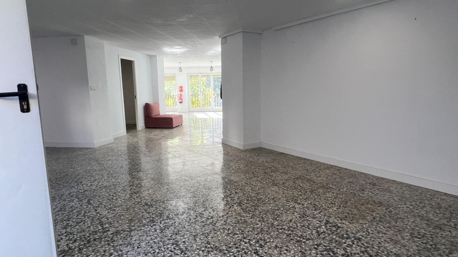 Oficina en Elche / Elx en alquiler - 650 € (Ref: 9625905)