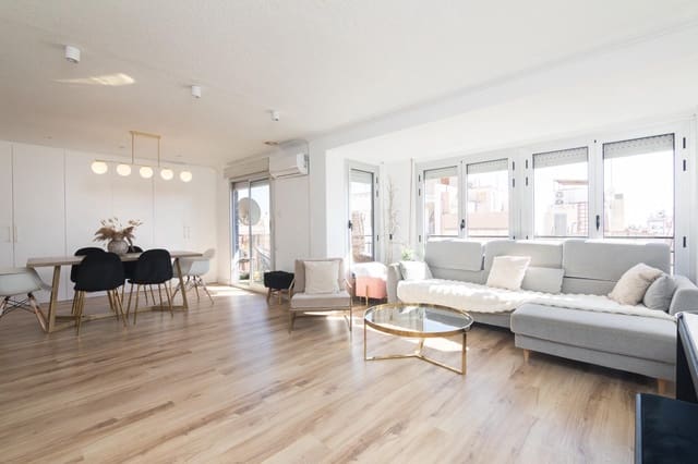 3 quarto Apartamento para venda em Elche / Elx com garagem - 255 000 € (Ref: 9702110)