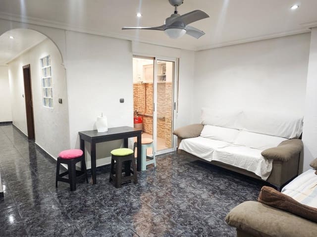 2 chambre Appartement à vendre à Carrús Est - Camí dels Magros, Elche / Elx - 125 000 € (Ref: 9735769)