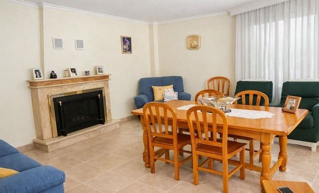 5 sypialnia Willa na sprzedaż w Torrellano, Elche / Elx z basenem garażem - 419 000 € (Ref: 9759162)