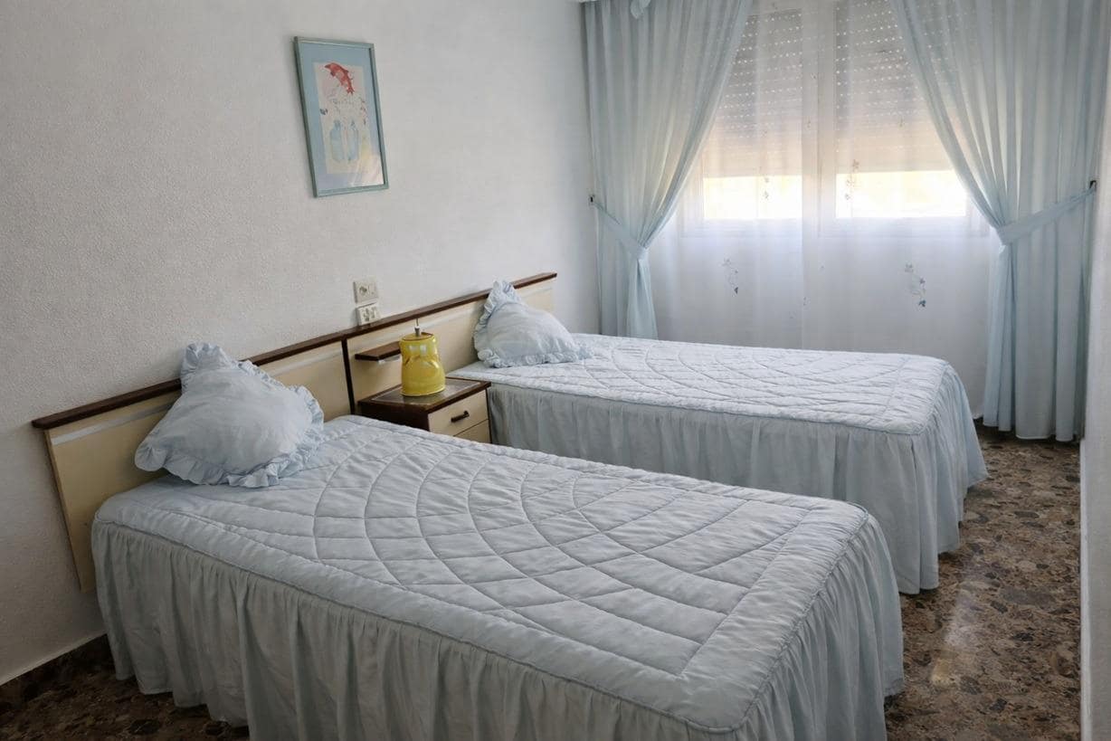 5 sypialnia Willa na sprzedaż w Torrellano z basenem garażem - 419 000 € (Ref: 9759162)