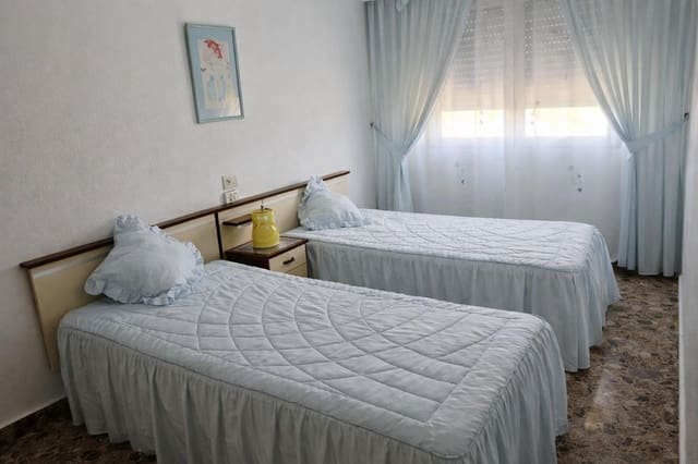 5 sypialnia Willa na sprzedaż w Torrellano, Elche / Elx z basenem garażem - 419 000 € (Ref: 9759162)