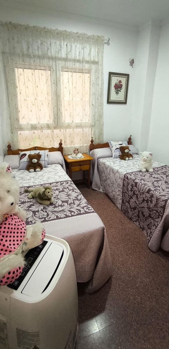 4 chambre Appartement à vendre à Elche / Elx - 192 000 € (Ref: 9762147)