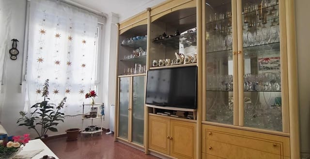 4 chambre Appartement à vendre à Altabix, Elche / Elx - 192 000 € (Ref: 9762147)