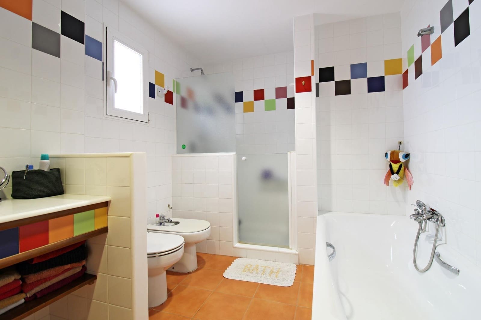 4 slaapkamer Rijtjeshuis te koop in Elche / Elx met zwembad garage - € 435.750 (Ref: 9762148)